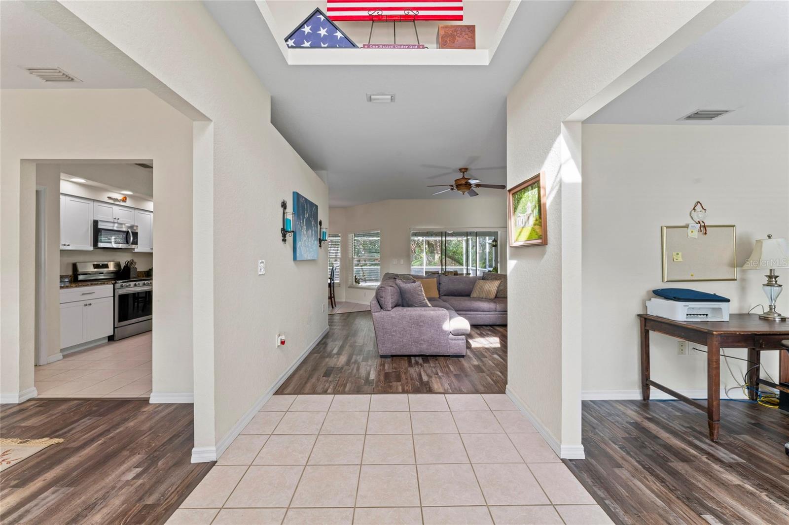 Image 4 of 43 For 9115 Spring Hill Drive