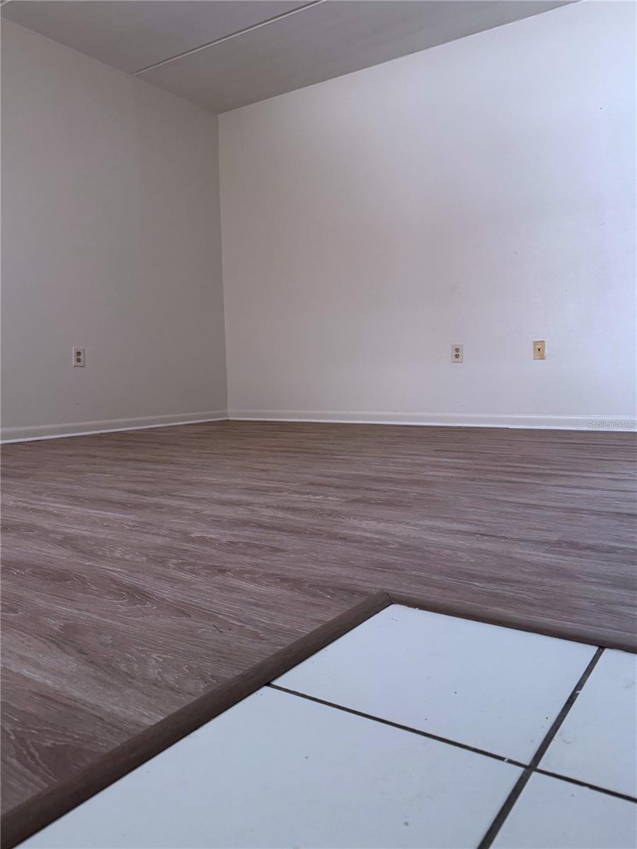 Image 4 of 10 For 4718 Joseph Court 220