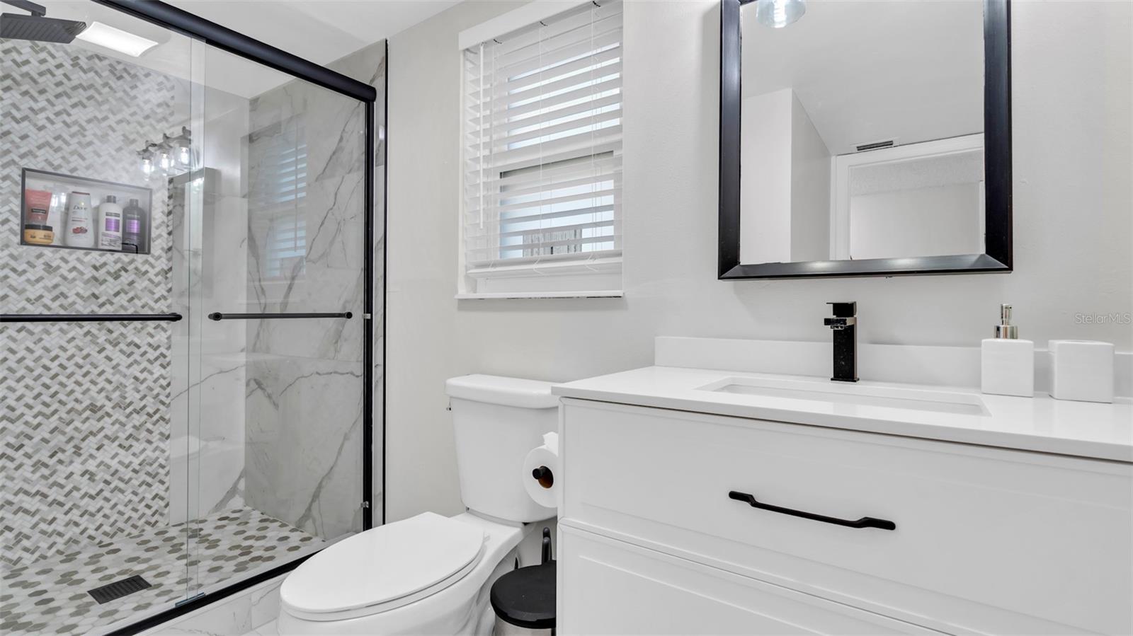 Image 24 of 39 For 10192 Seminole Island Drive