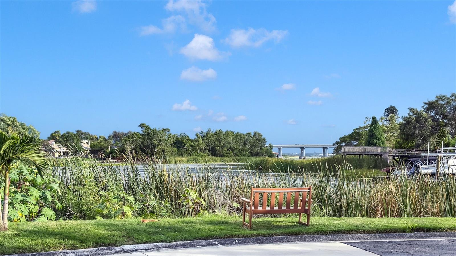 Image 30 of 39 For 10192 Seminole Island Drive