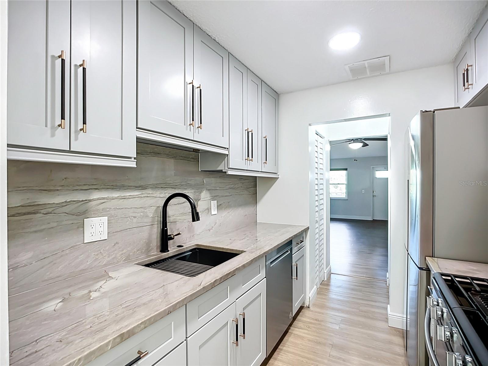 Image 14 of 37 For 2850 59th Street S 209