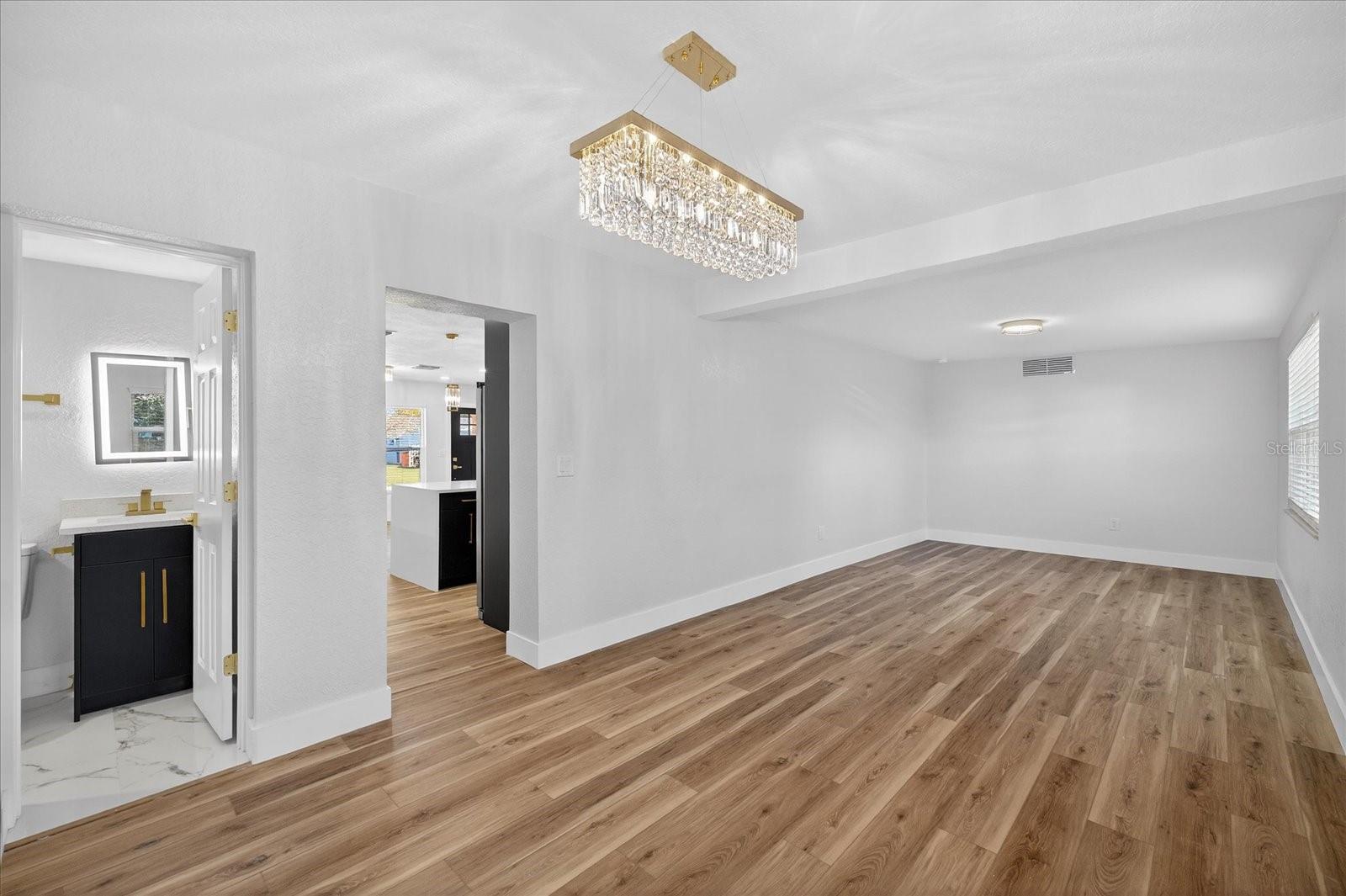 Image 22 of 49 For 1824 Owen Drive