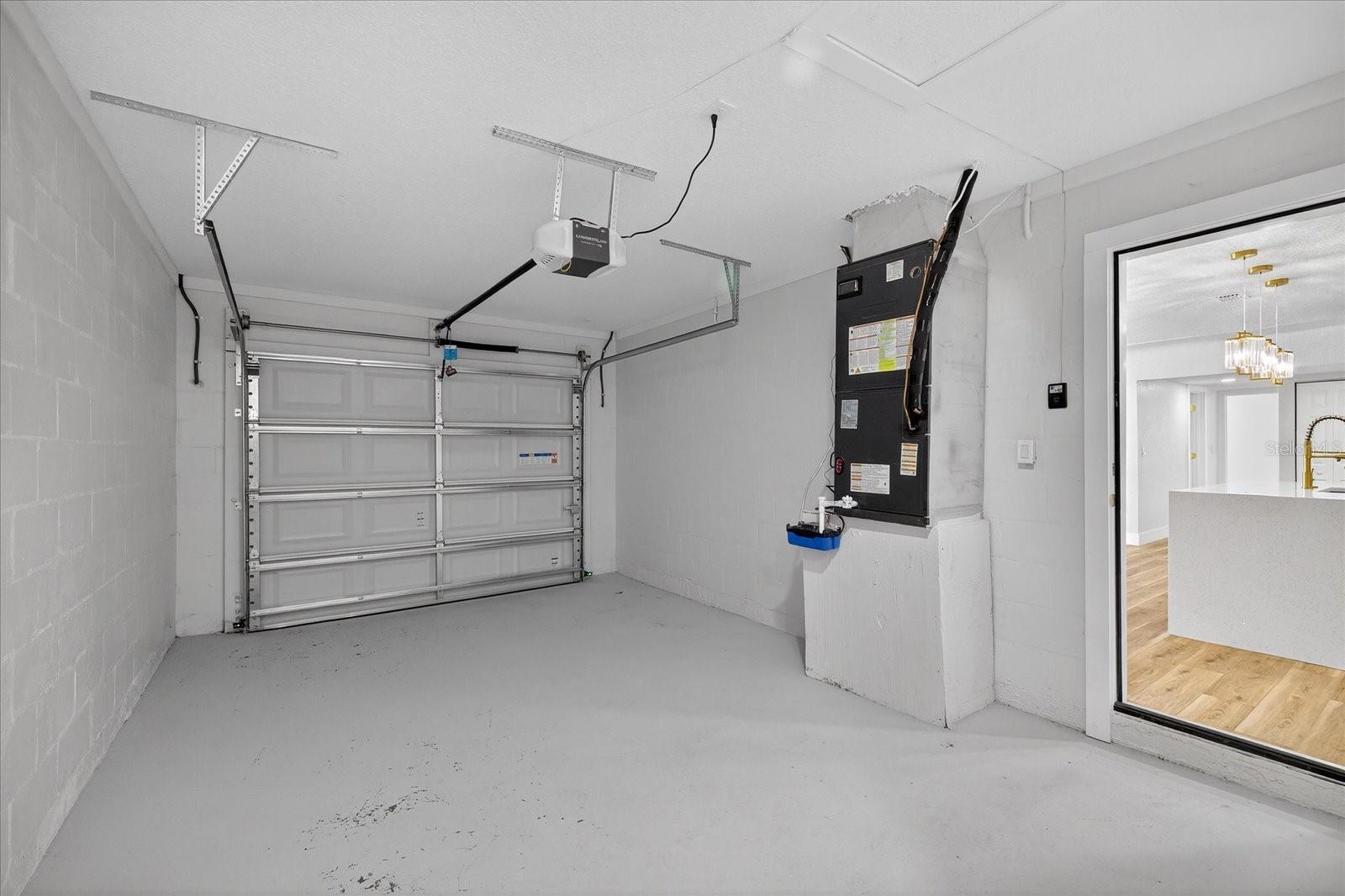 Image 37 of 49 For 1824 Owen Drive