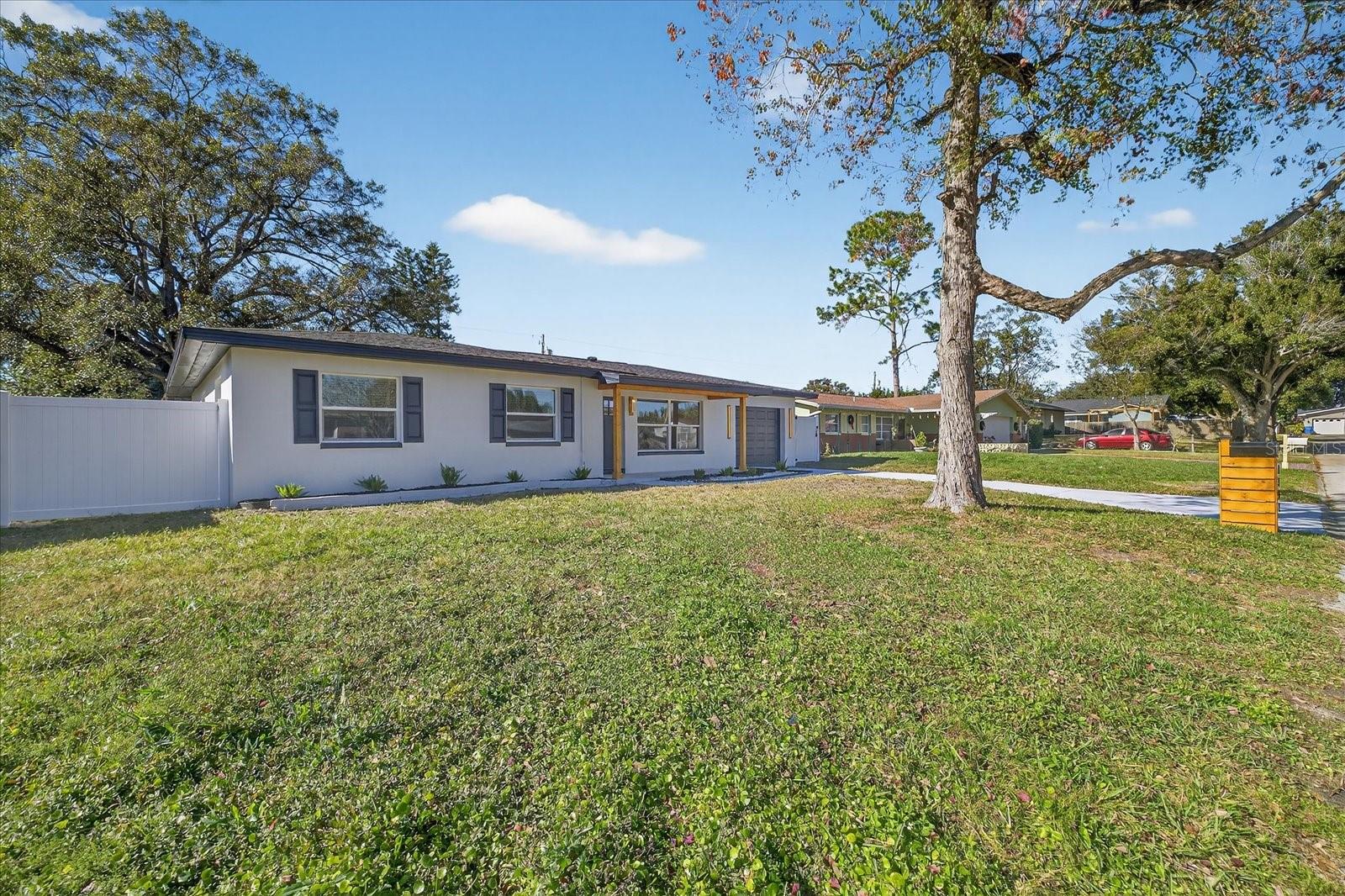 Image 7 of 49 For 1824 Owen Drive