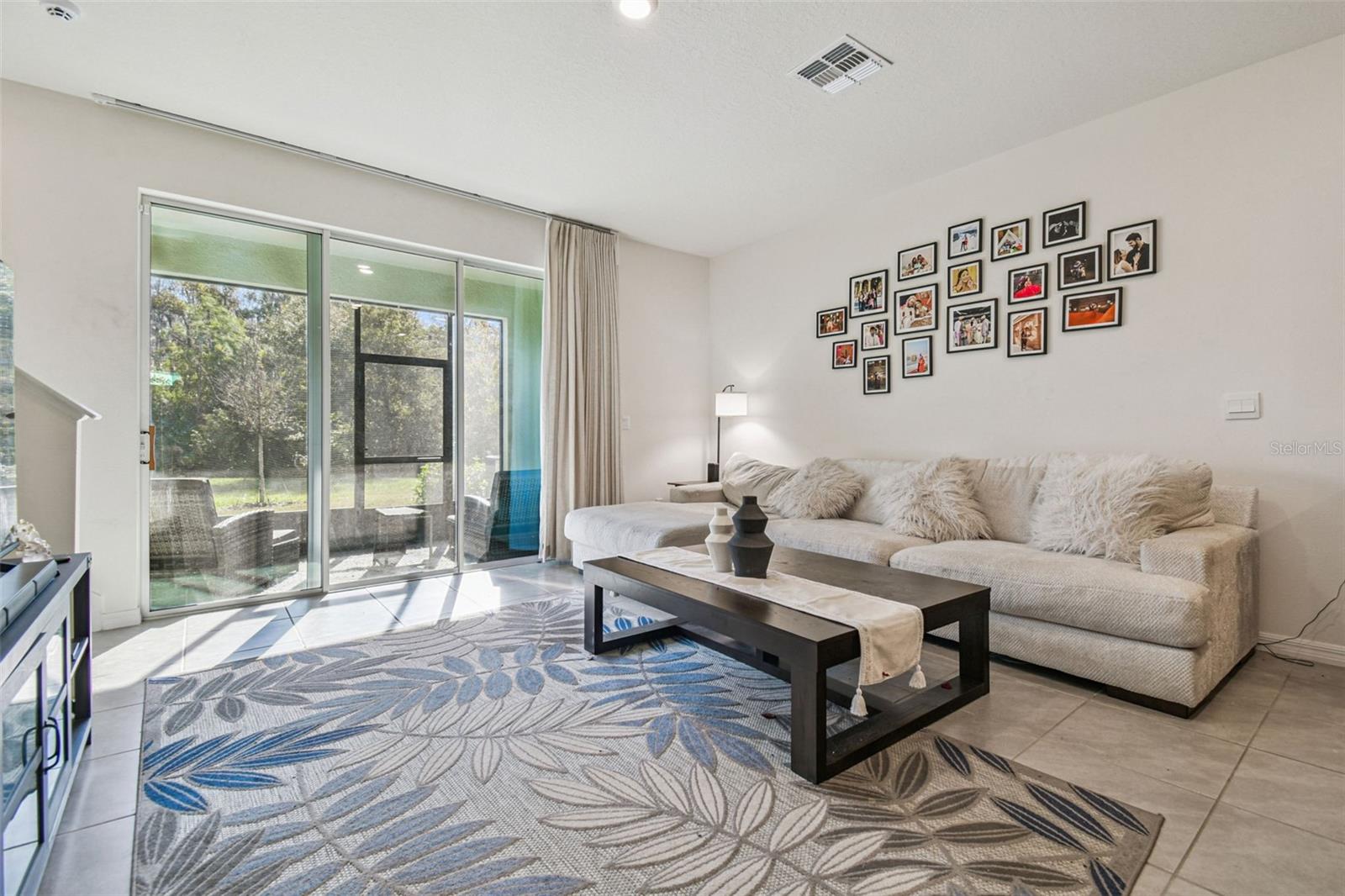 Image 15 of 55 For 11070 Crescent Deer Drive