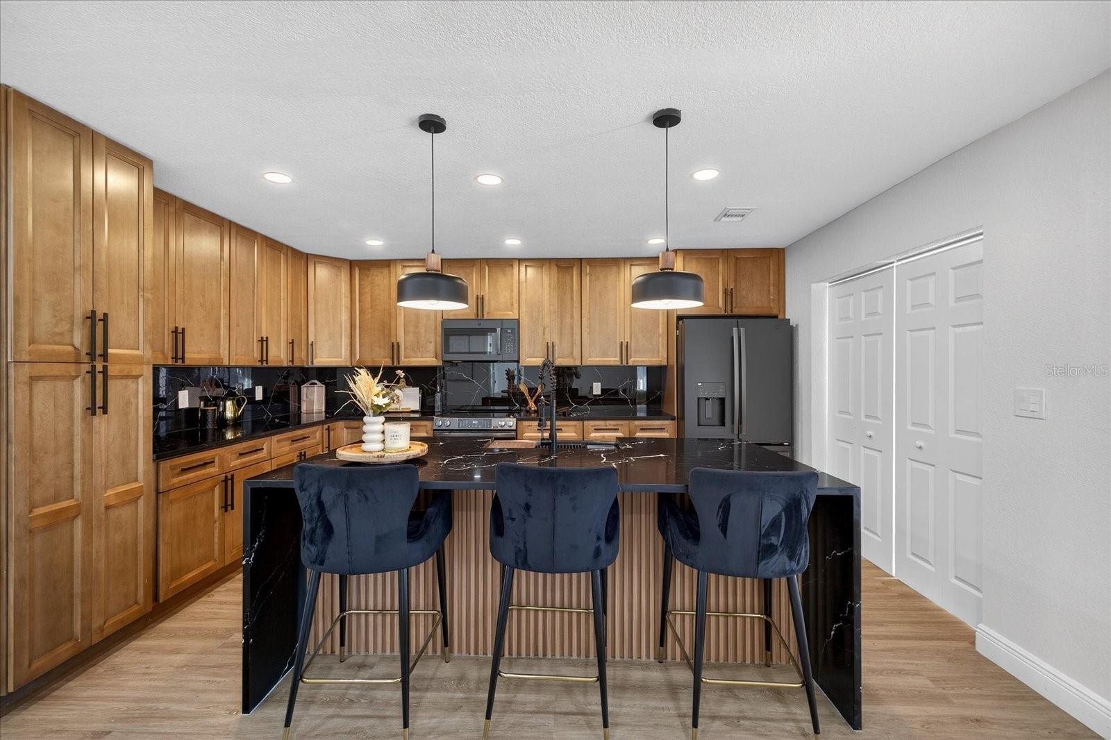 Image 11 of 69 For 10709 Dowry Avenue