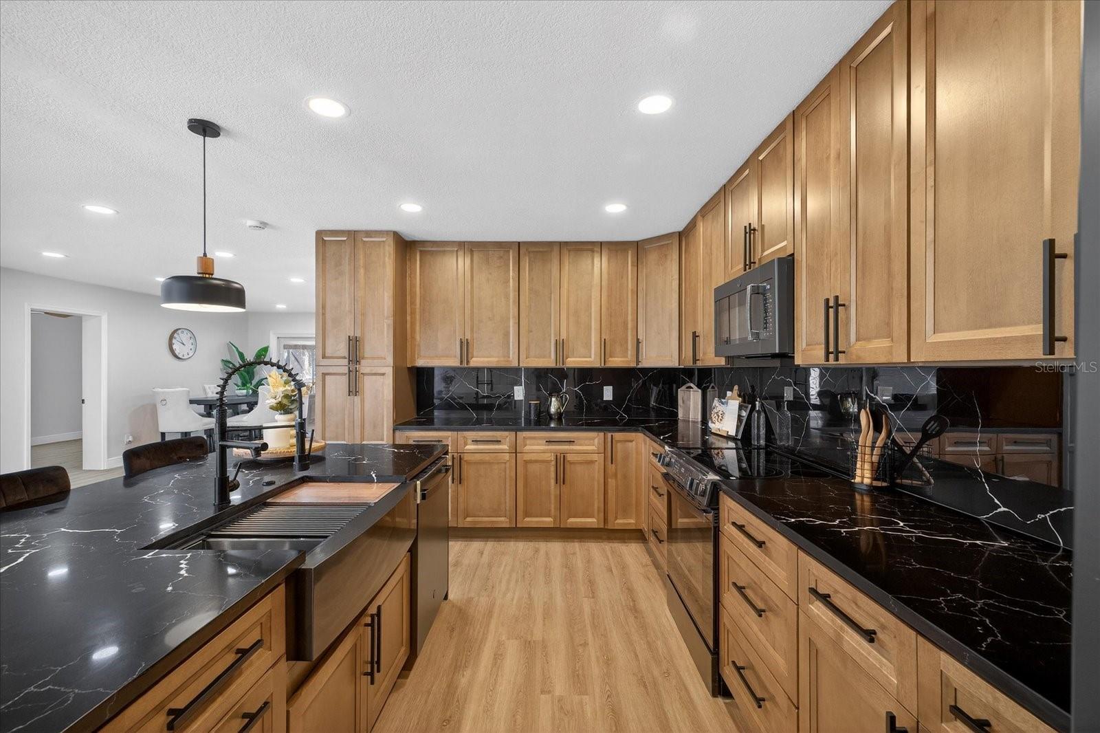 Image 14 of 69 For 10709 Dowry Avenue