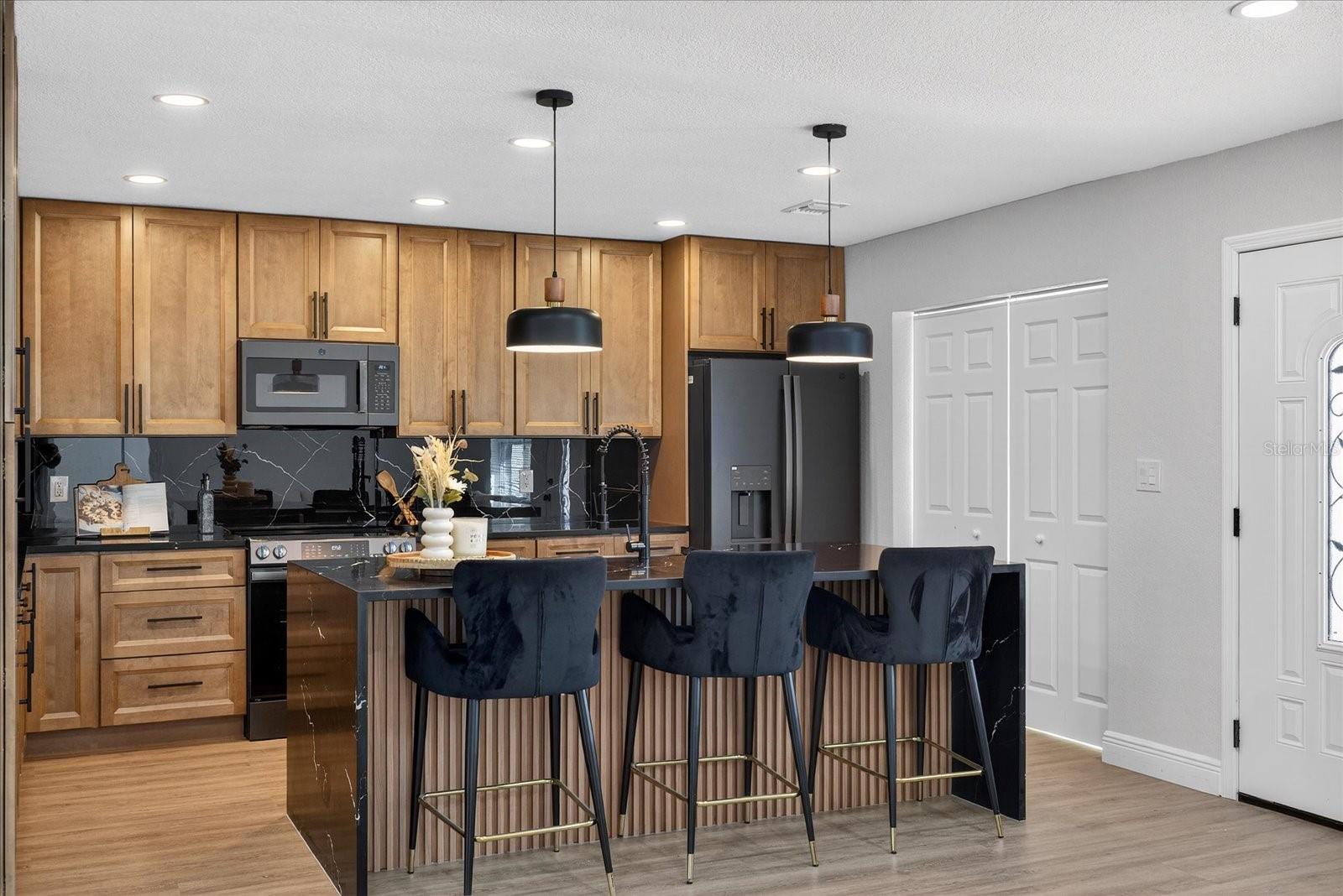 Image 17 of 69 For 10709 Dowry Avenue