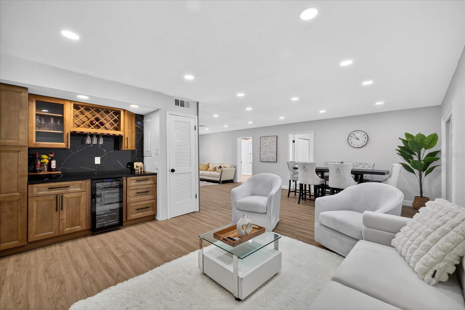 Image 23 of 69 For 10709 Dowry Avenue