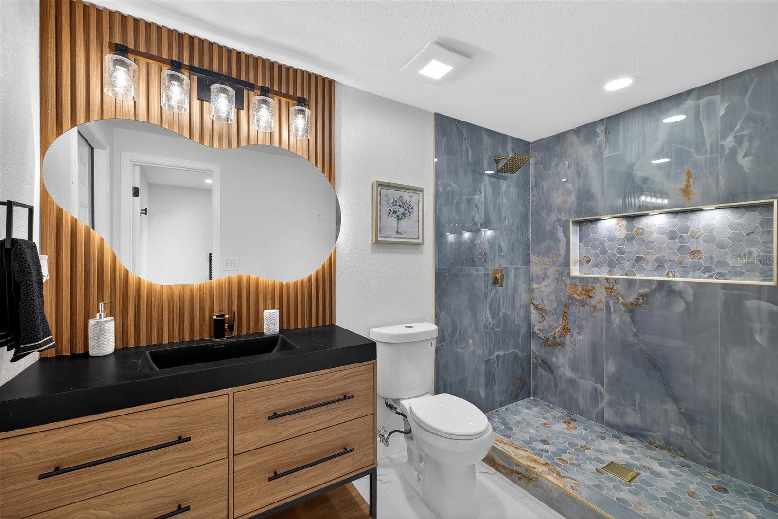 Image 33 of 69 For 10709 Dowry Avenue