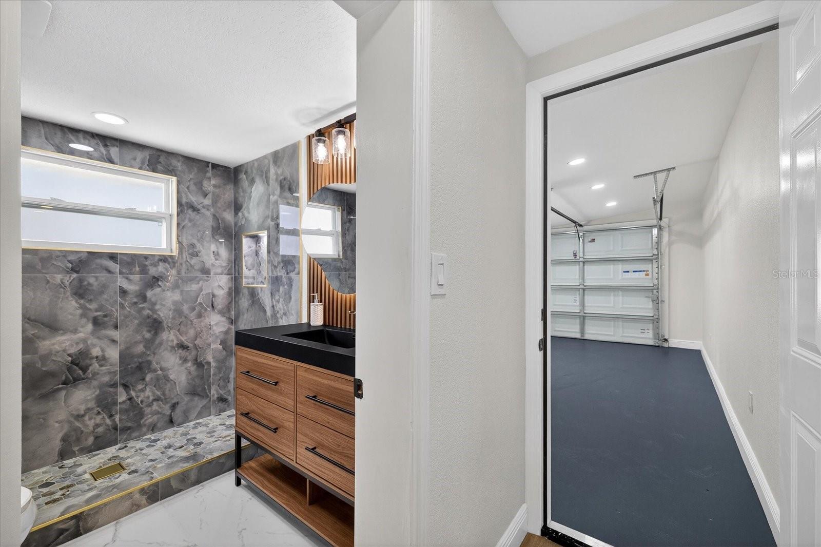 Image 41 of 69 For 10709 Dowry Avenue