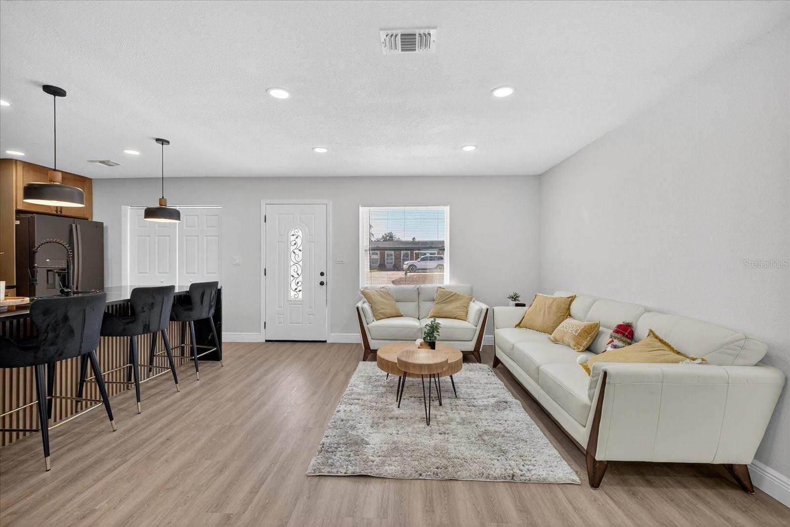 Image 9 of 69 For 10709 Dowry Avenue