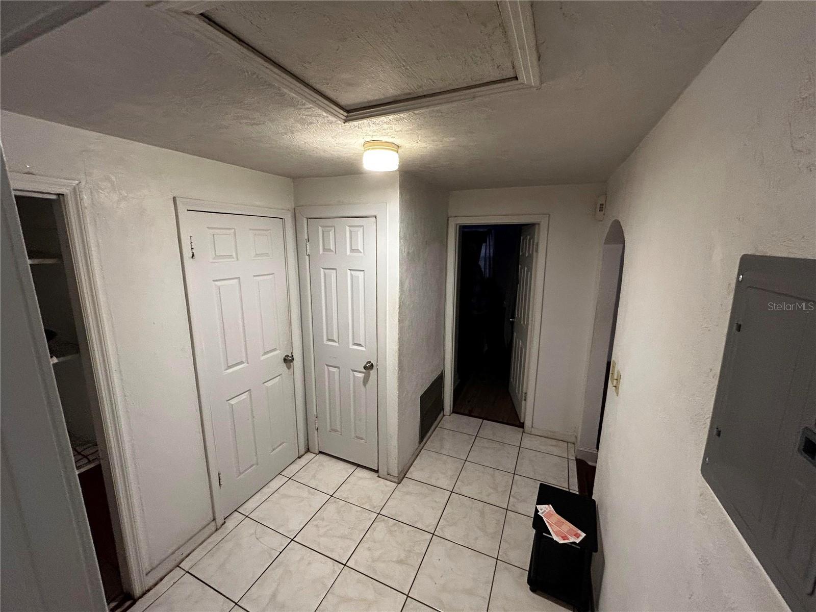 Image 10 of 54 For 415 Model Street