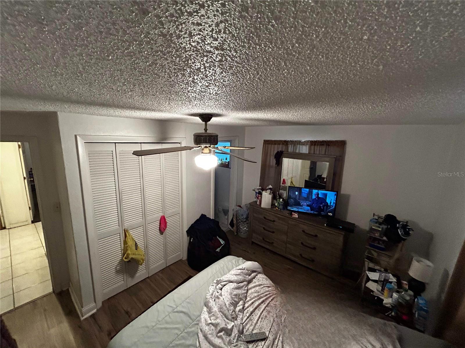 Image 20 of 54 For 415 Model Street