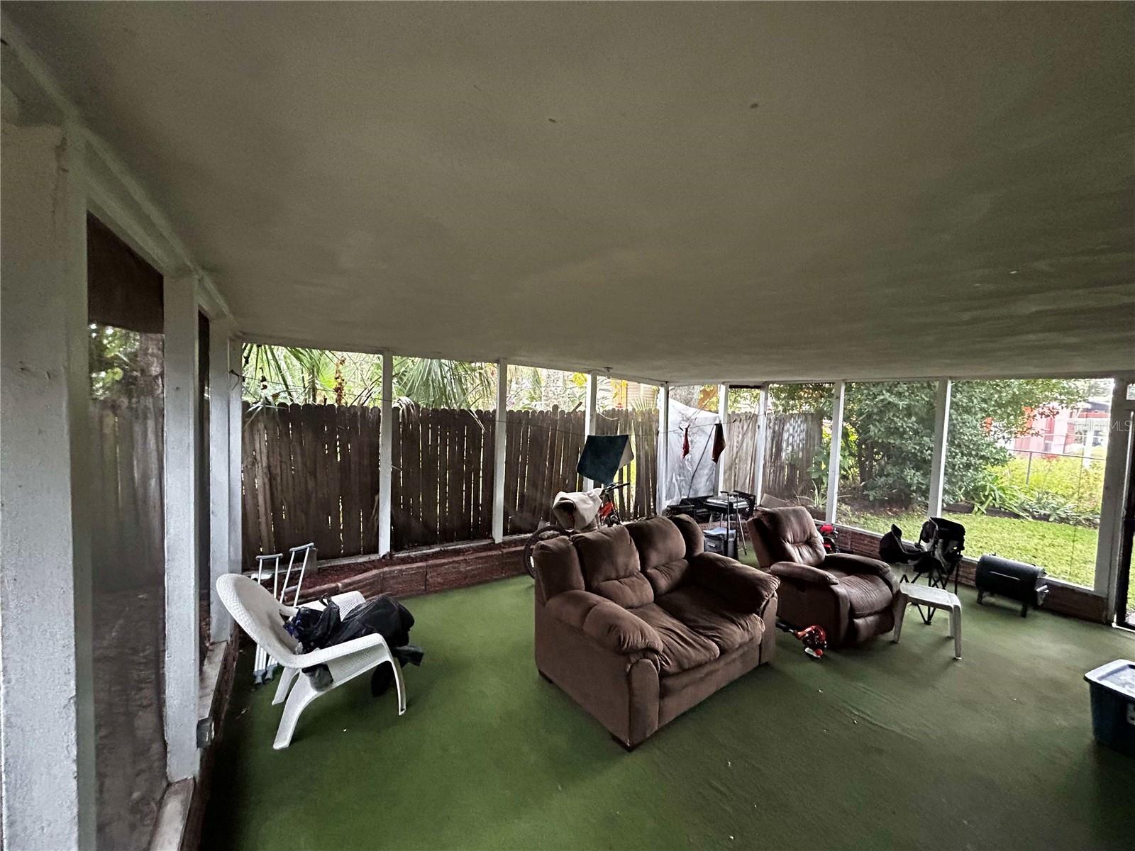 Image 34 of 54 For 415 Model Street