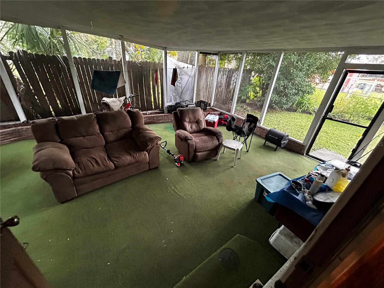 Image 35 of 54 For 415 Model Street