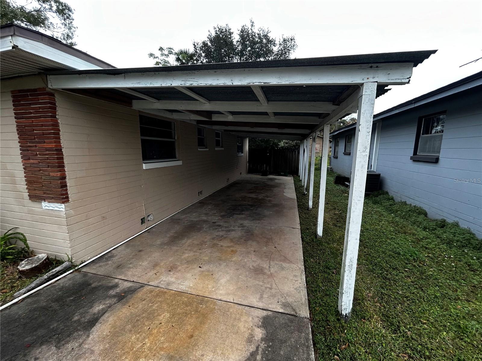 Image 41 of 54 For 415 Model Street