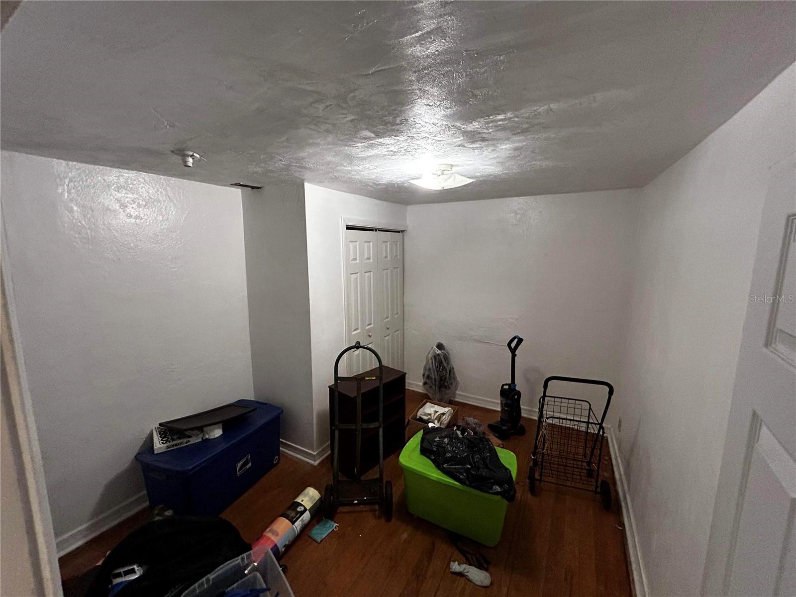 Image 7 of 54 For 415 Model Street