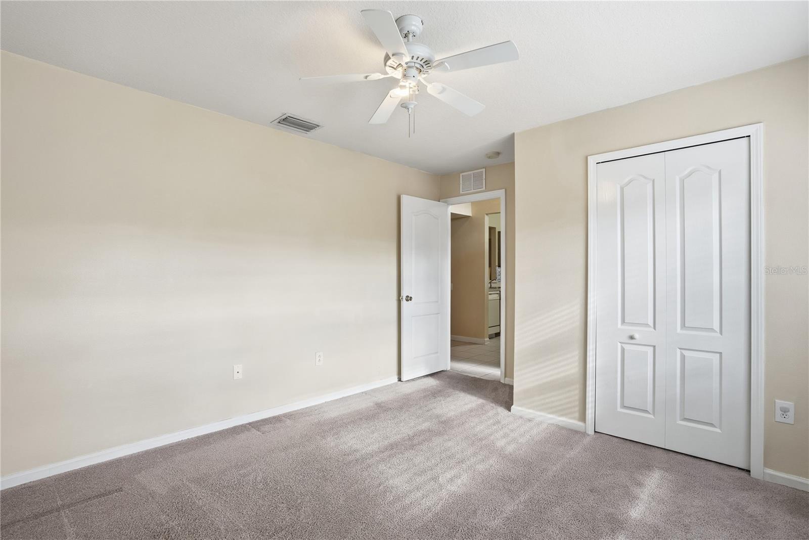 Image 21 of 23 For 30525 Lanesborough Circle
