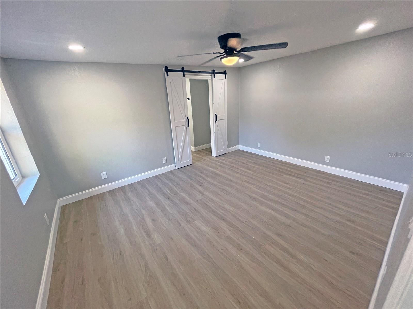 Image 11 of 13 For 4326 Clark Avenue