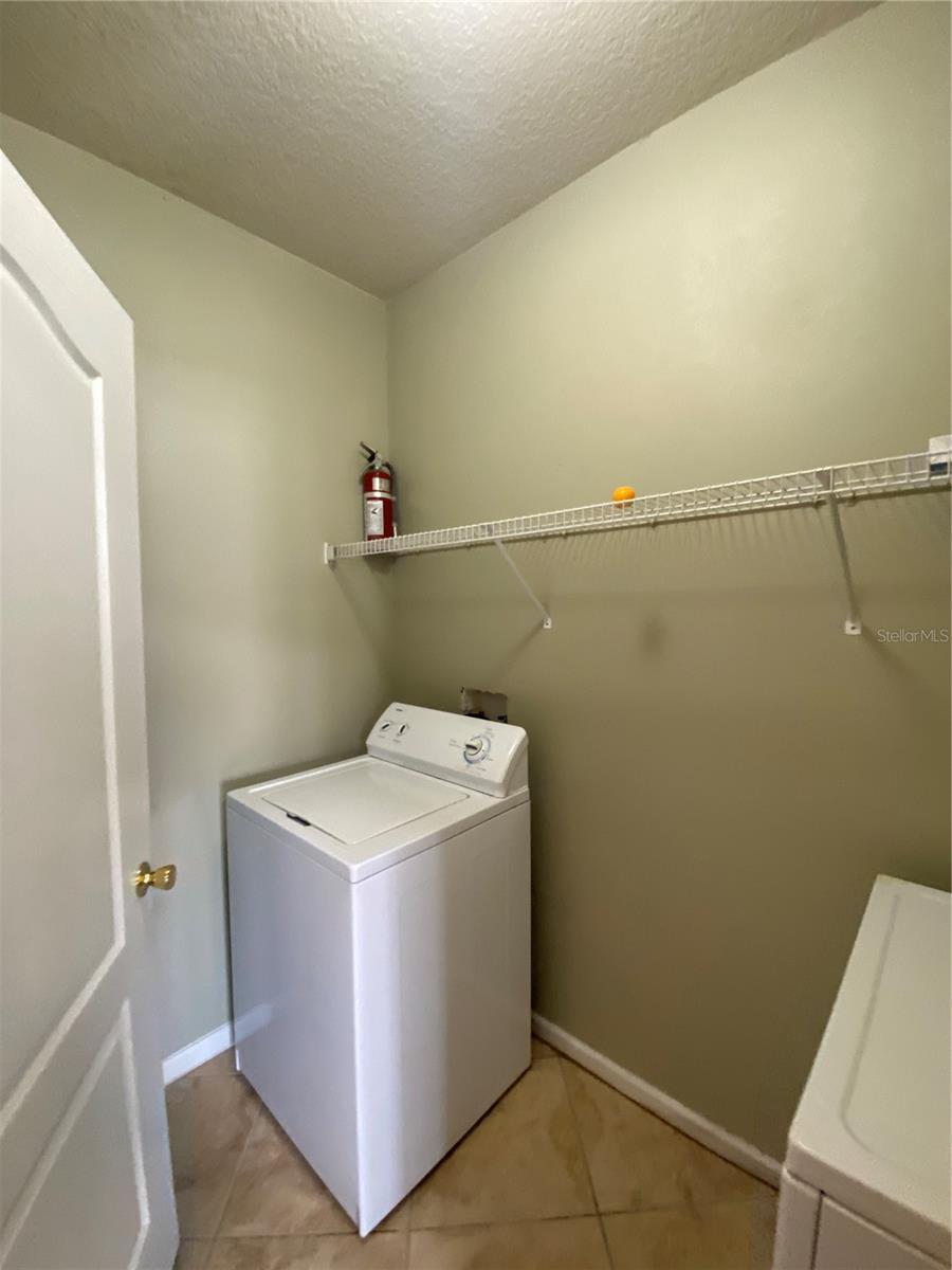 Image 20 of 34 For 10504 Villa View Cir