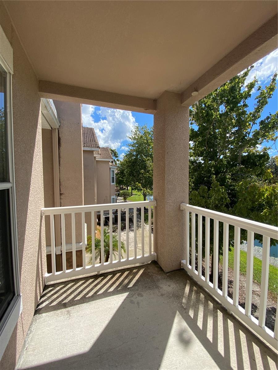 Image 22 of 34 For 10504 Villa View Cir