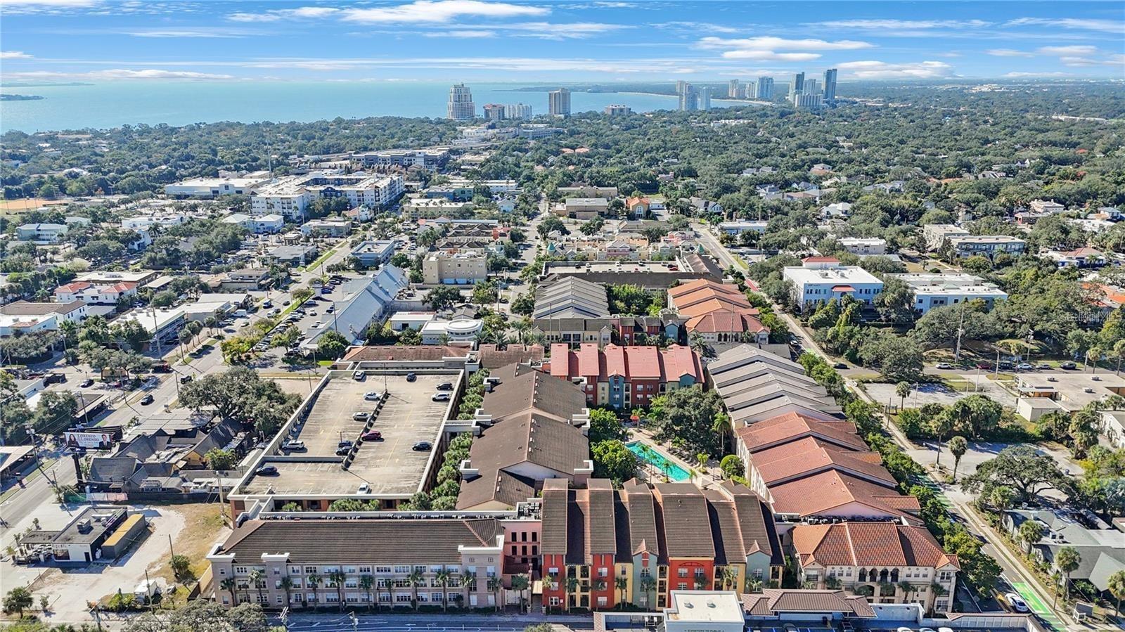 Image 2 of 32 For 410 Armenia Avenue 922