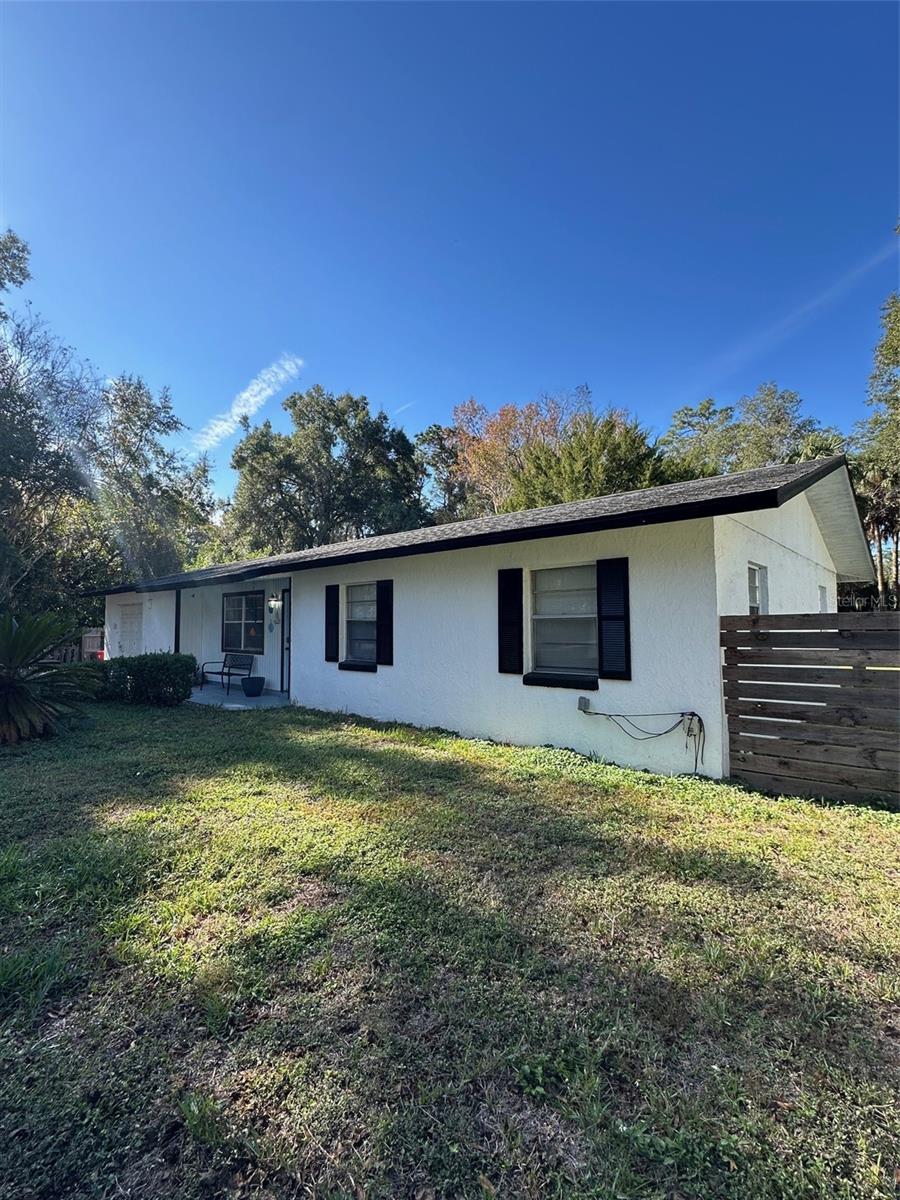 Listing photo id 2 for 3440 Olive Avenue