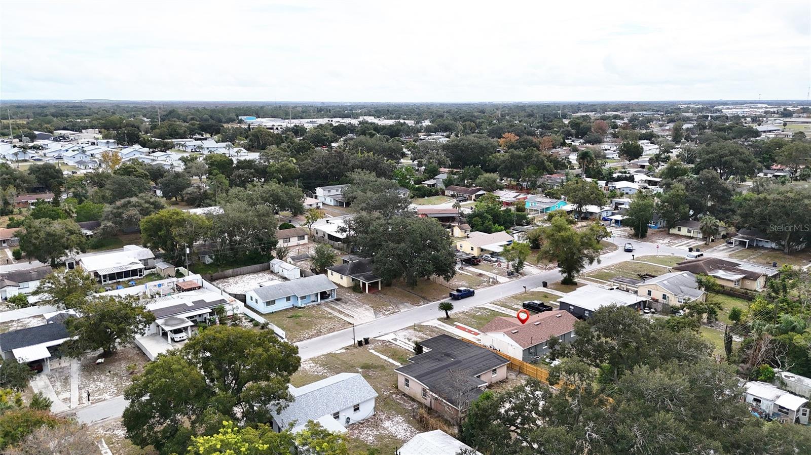 Image 22 of 28 For 519 Hampton Avenue