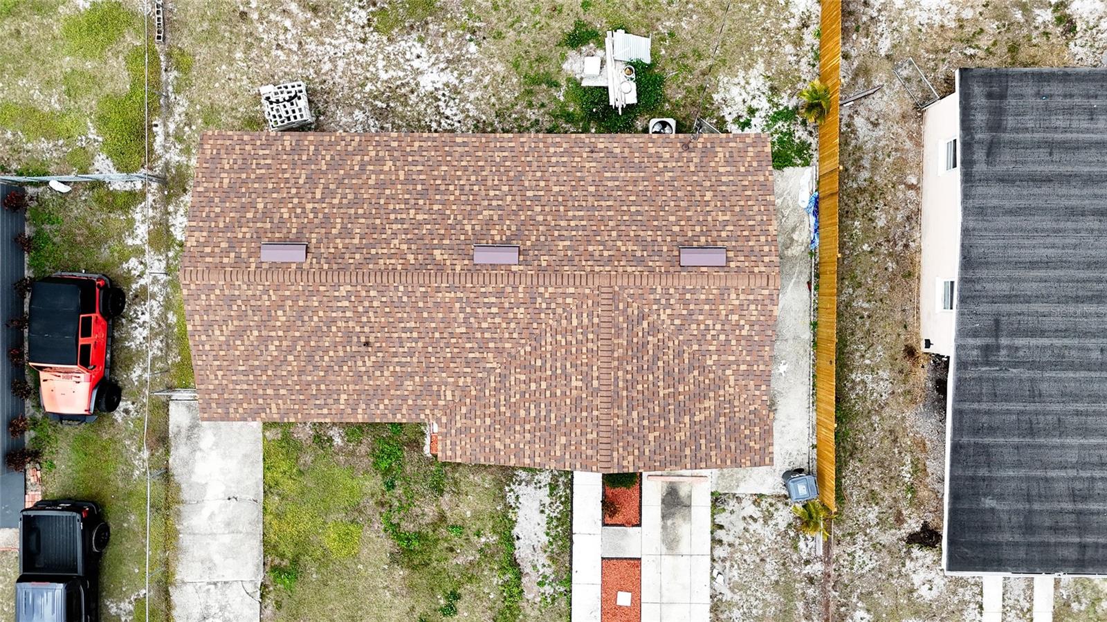 Image 27 of 28 For 519 Hampton Avenue