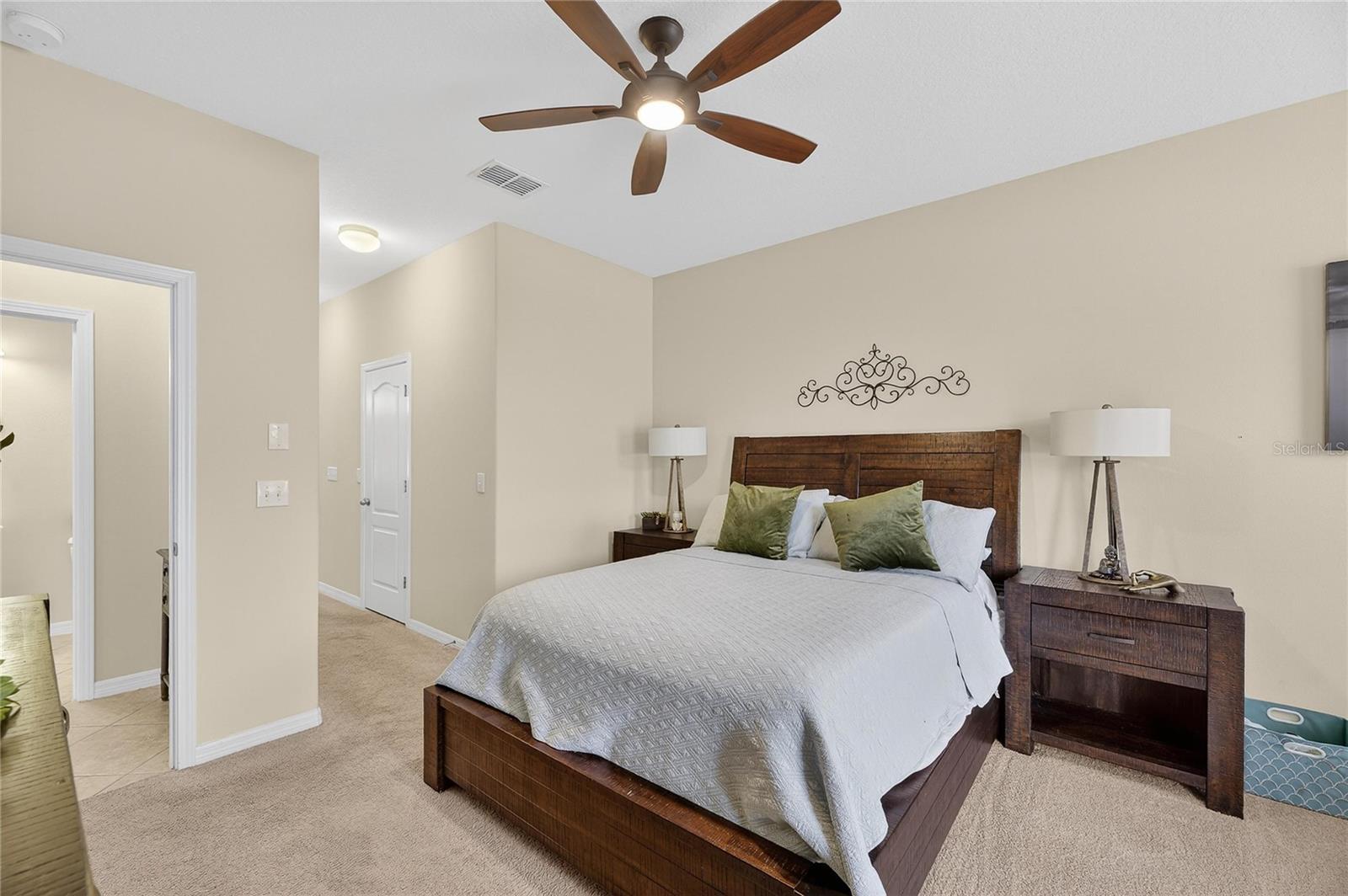 Listing photo id 10 for 20041 Satin Leaf Avenue