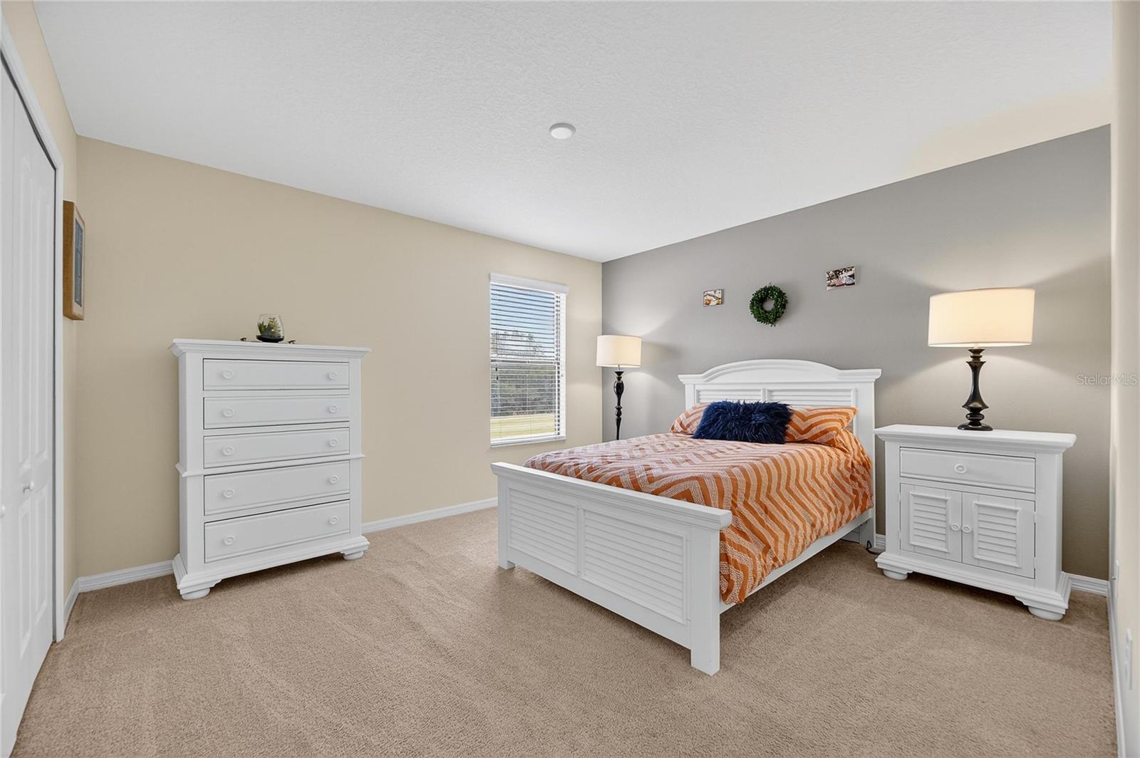 Listing photo id 15 for 20041 Satin Leaf Avenue