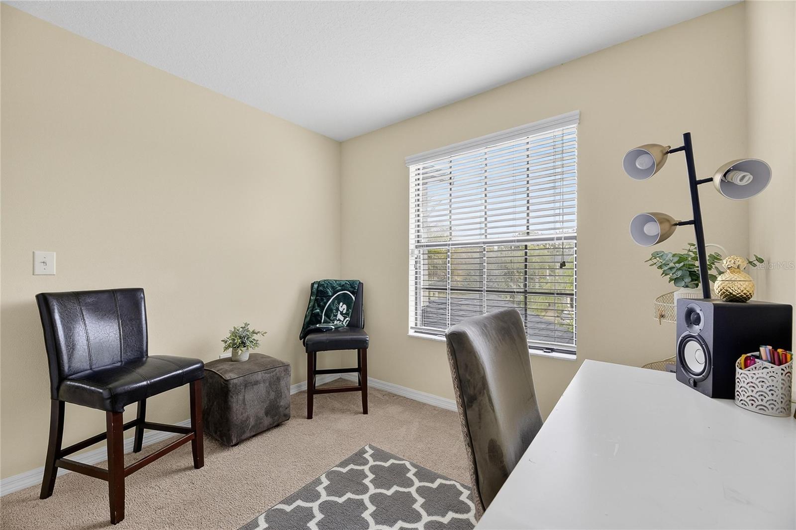 Listing photo id 20 for 20041 Satin Leaf Avenue