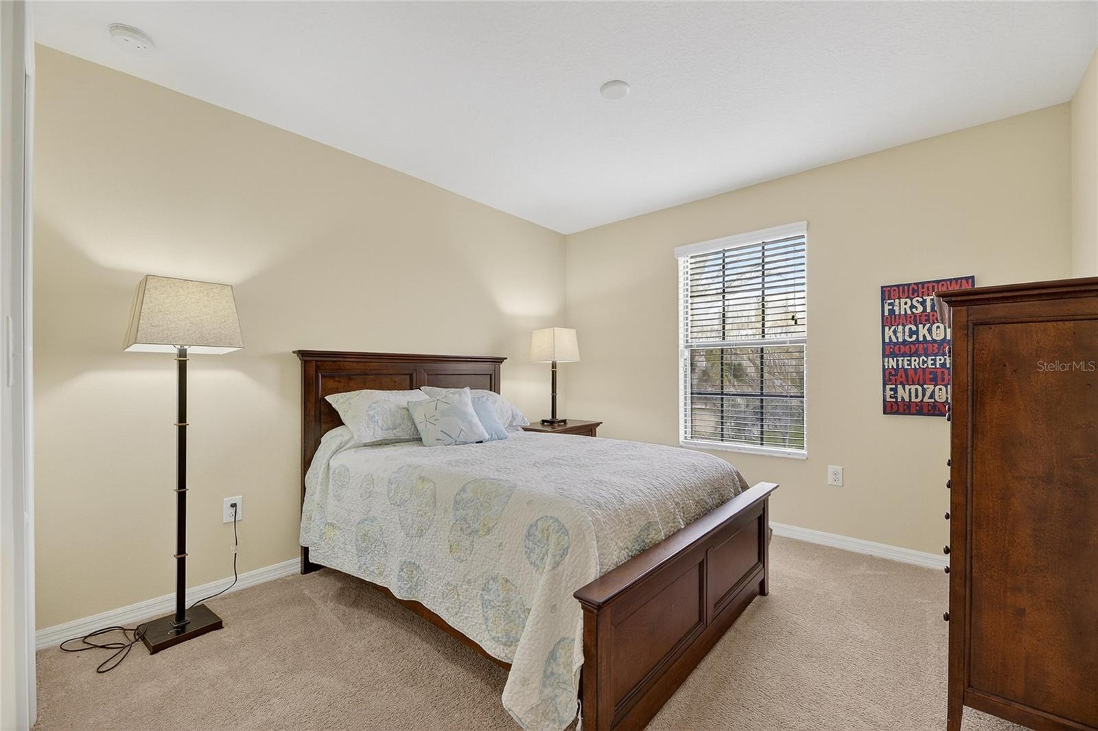 Listing photo id 21 for 20041 Satin Leaf Avenue