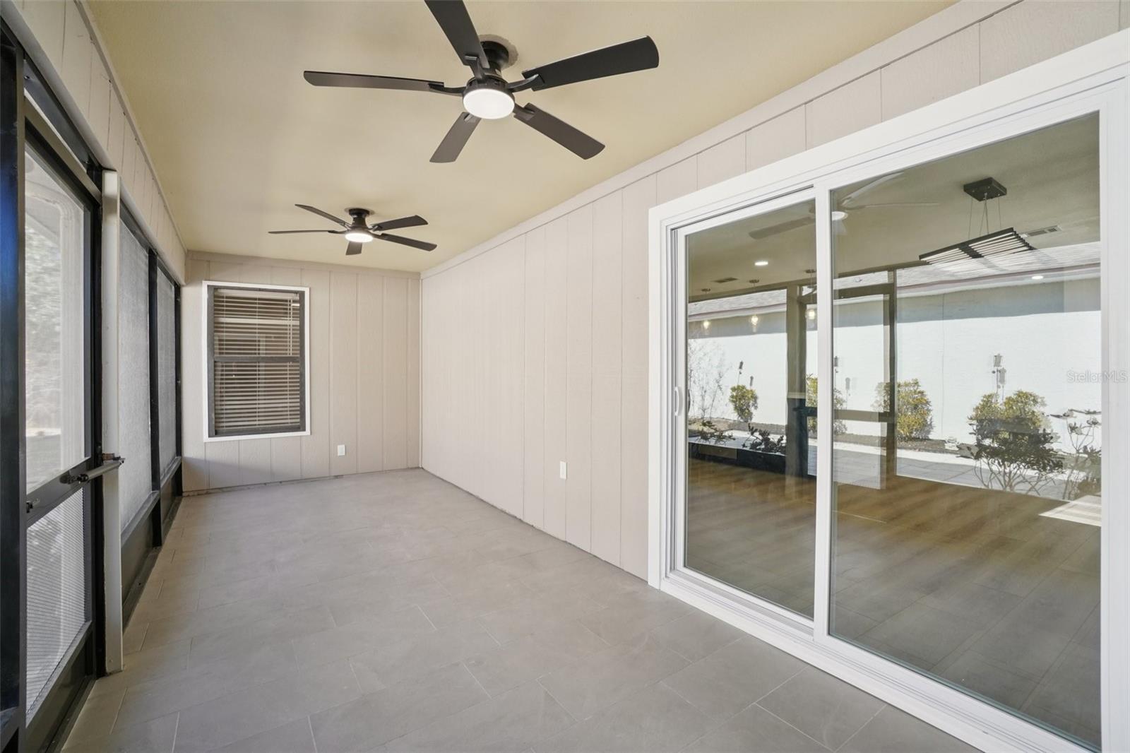 Image 30 of 61 For 679 Bonnie Boulevard