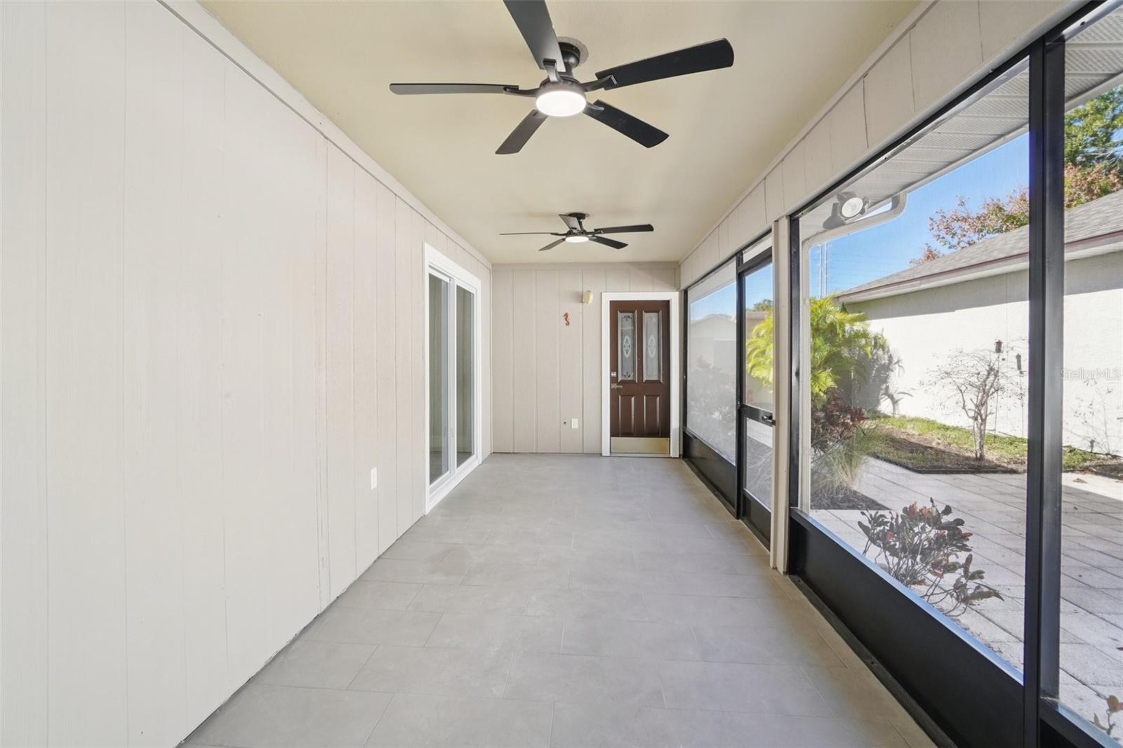 Image 31 of 61 For 679 Bonnie Boulevard