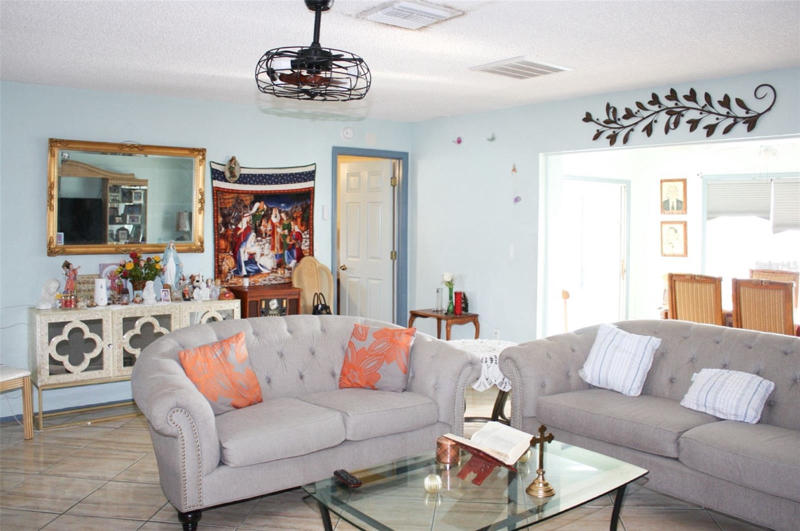 Listing photo id 1 for 11308 Libby Road