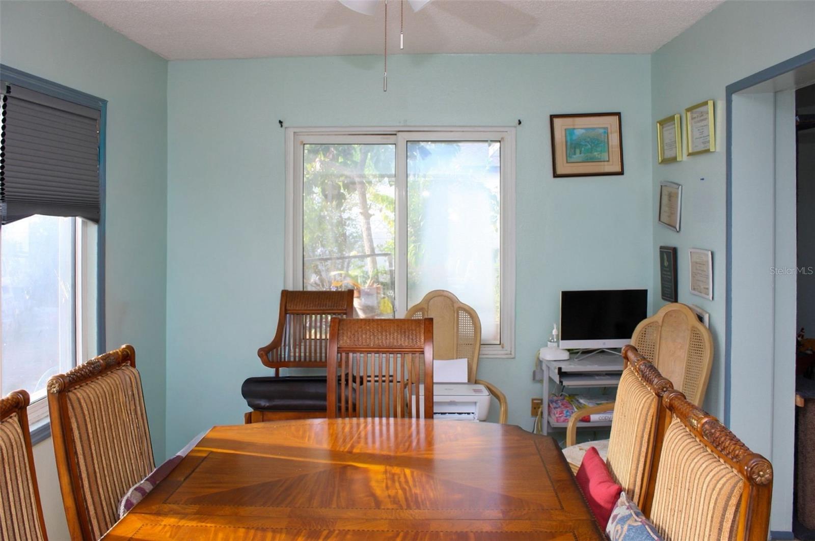 Listing photo id 2 for 11308 Libby Road