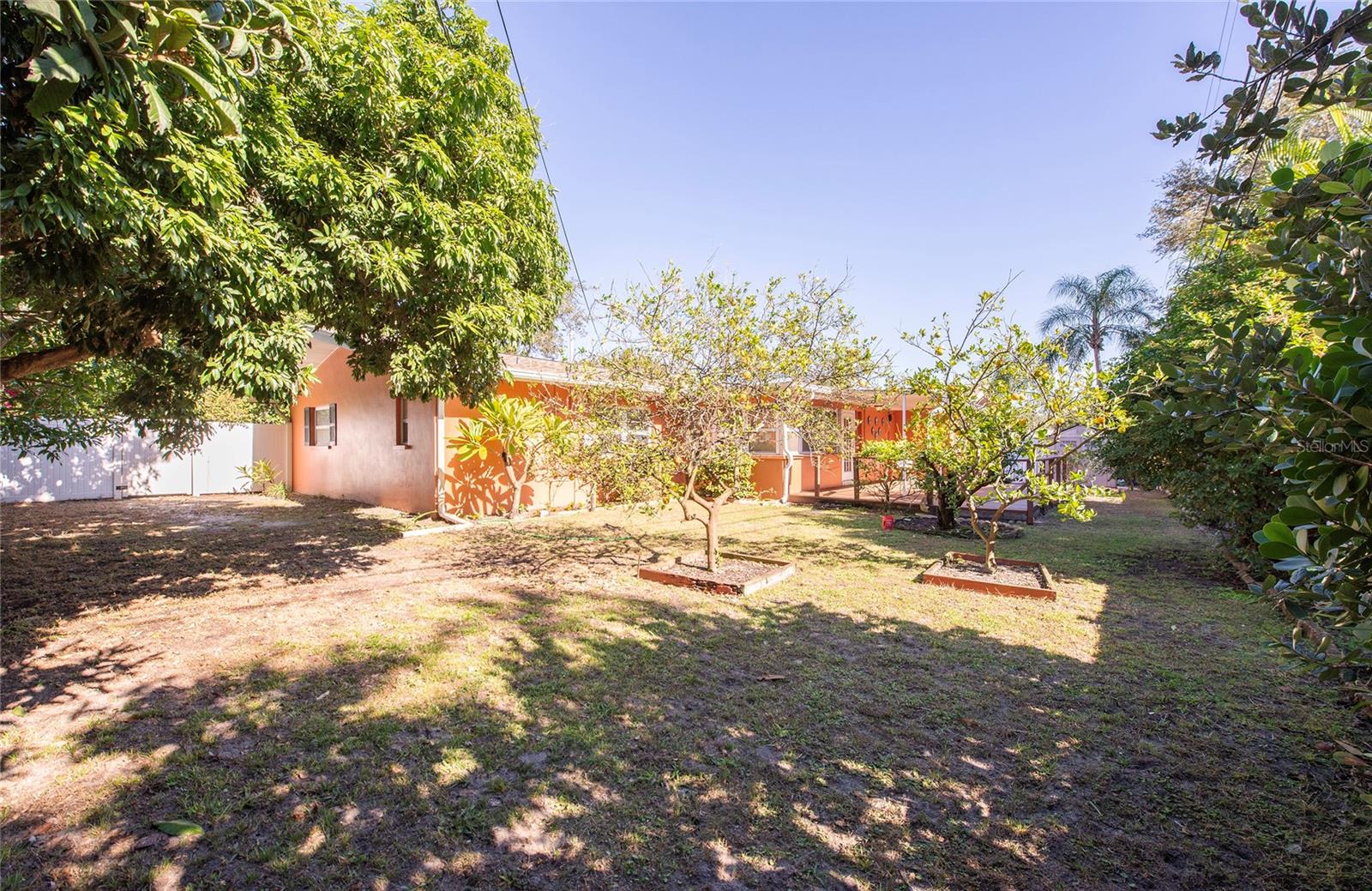 Image 34 of 48 For 1601 Idle Drive