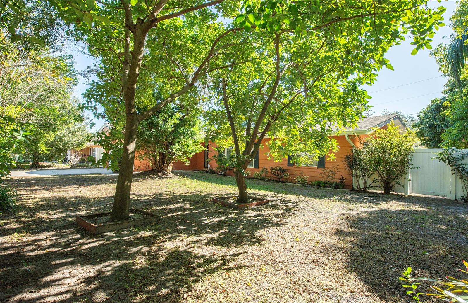 Image 42 of 48 For 1601 Idle Drive