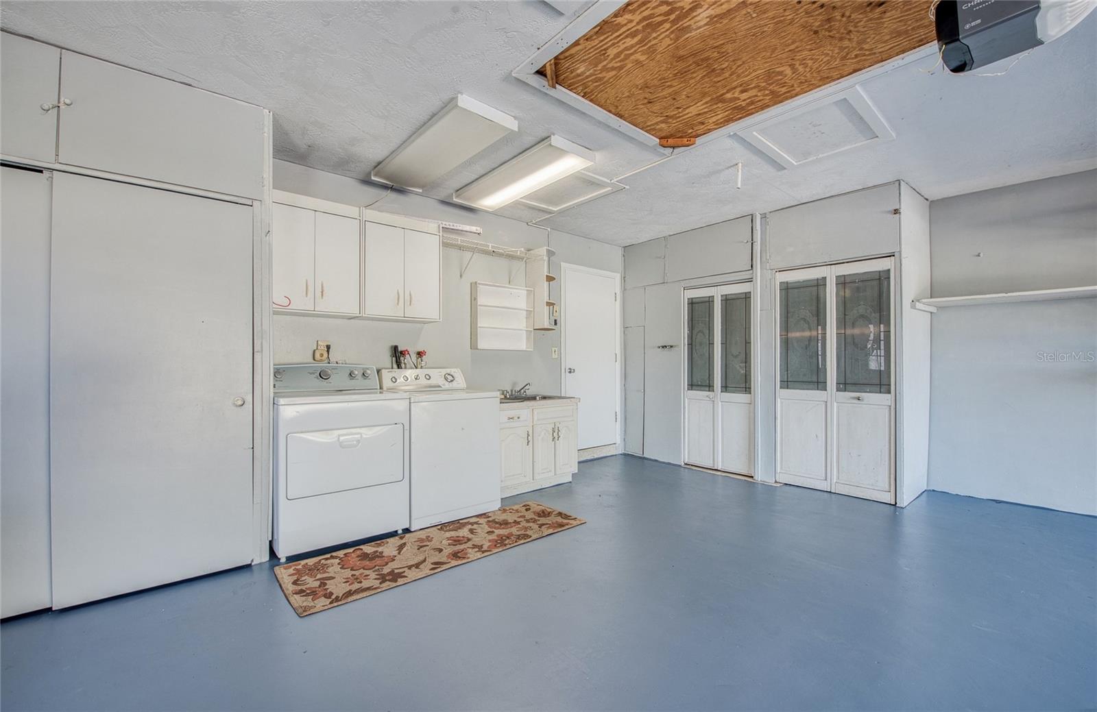 Image 45 of 48 For 1601 Idle Drive