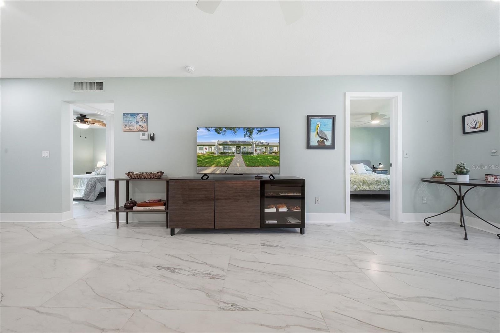 Image 11 of 54 For 4651 Lake Villa Drive