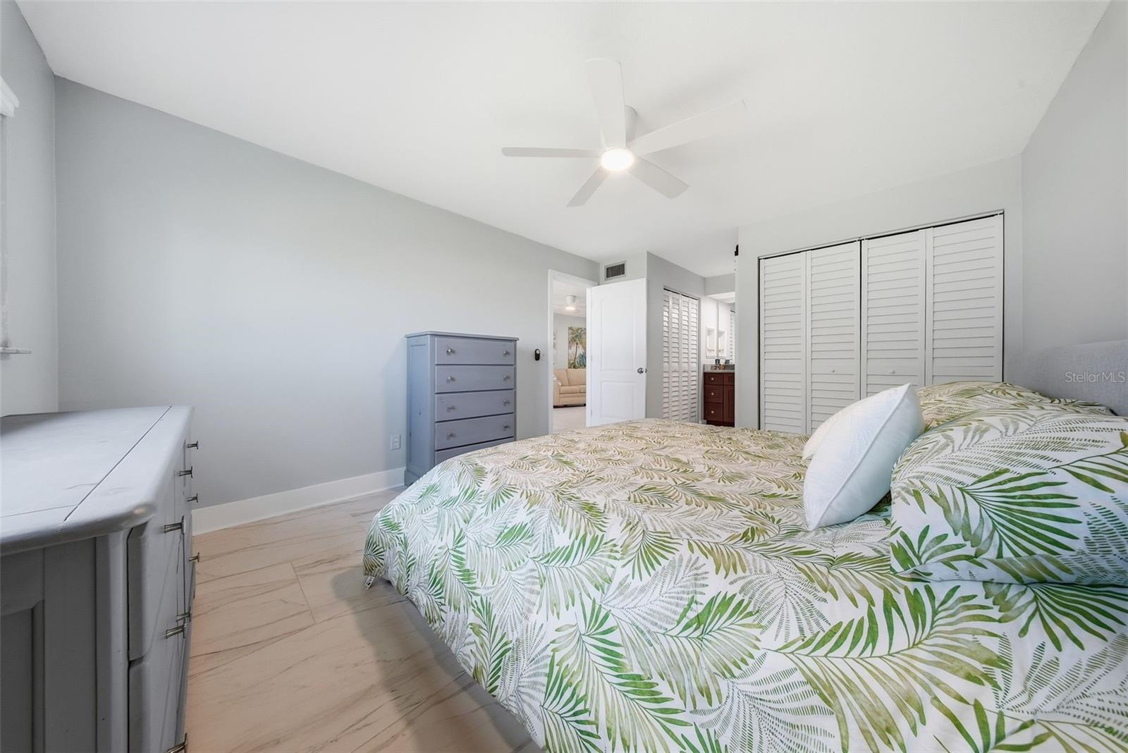 Image 17 of 54 For 4651 Lake Villa Drive