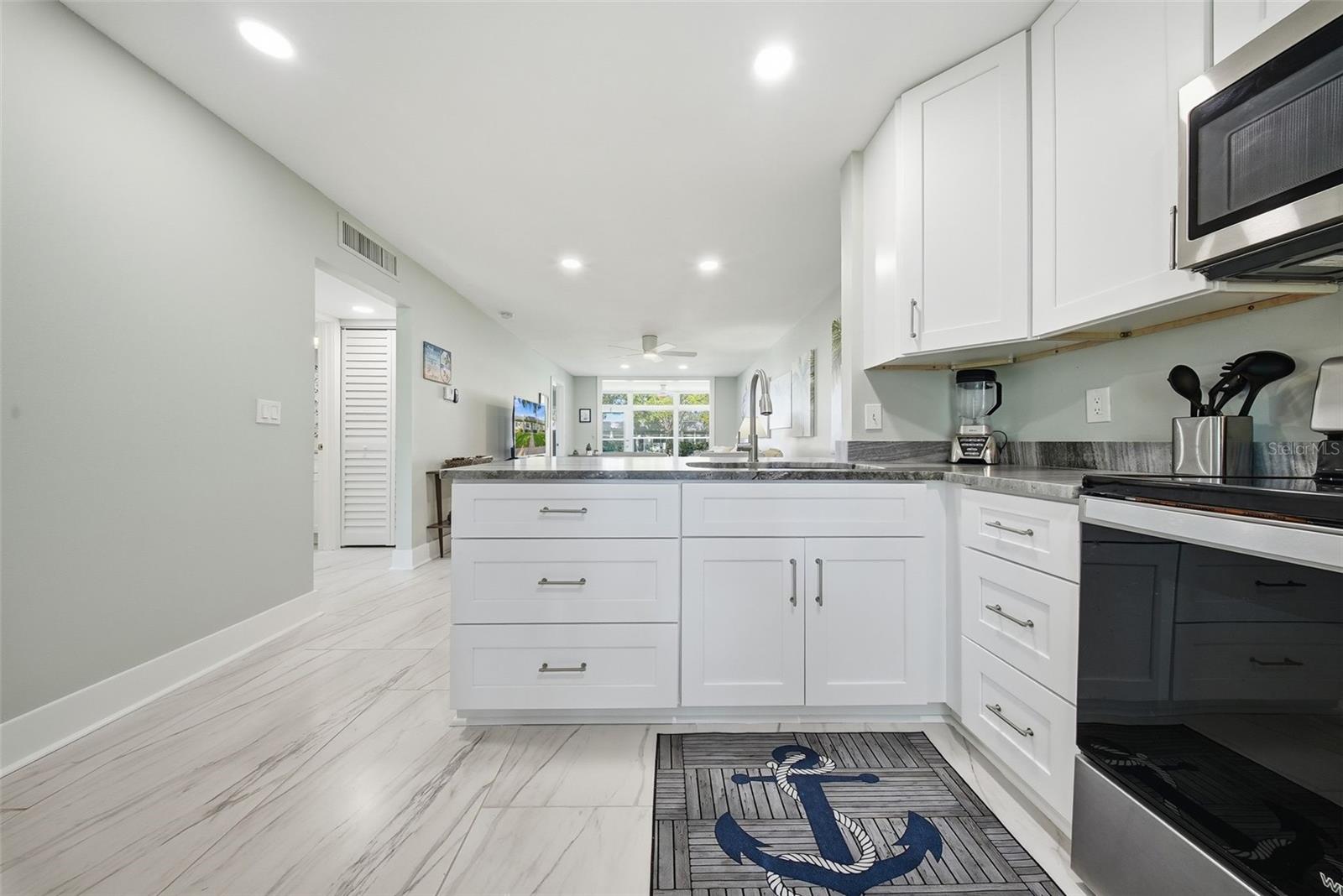 Image 7 of 54 For 4651 Lake Villa Drive