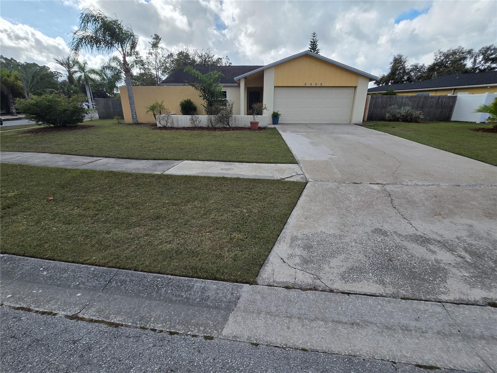 Details for 5405 Fulmar Drive, TAMPA, FL 33625