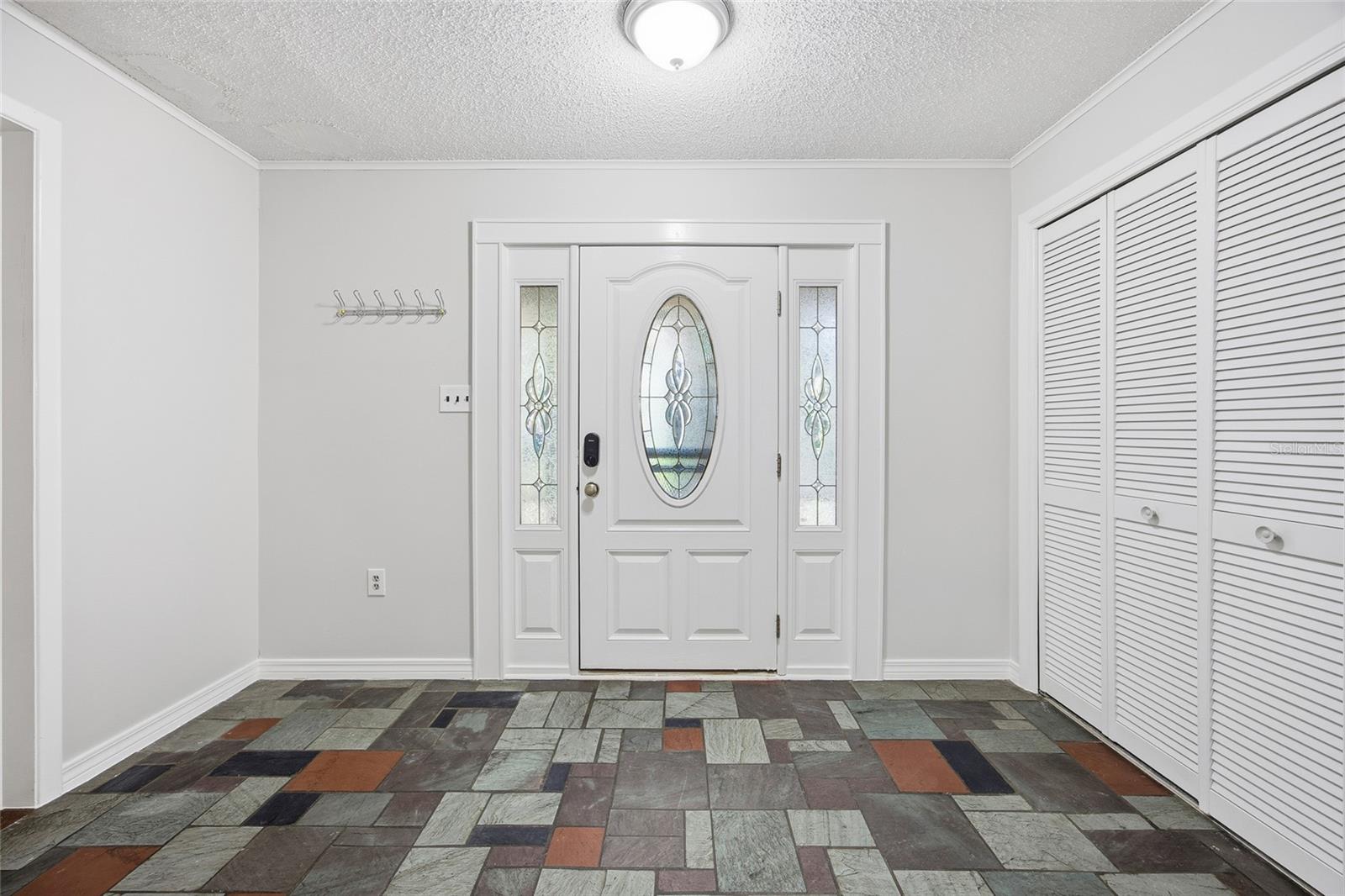 Image 11 of 39 For 5434 County Road 122n