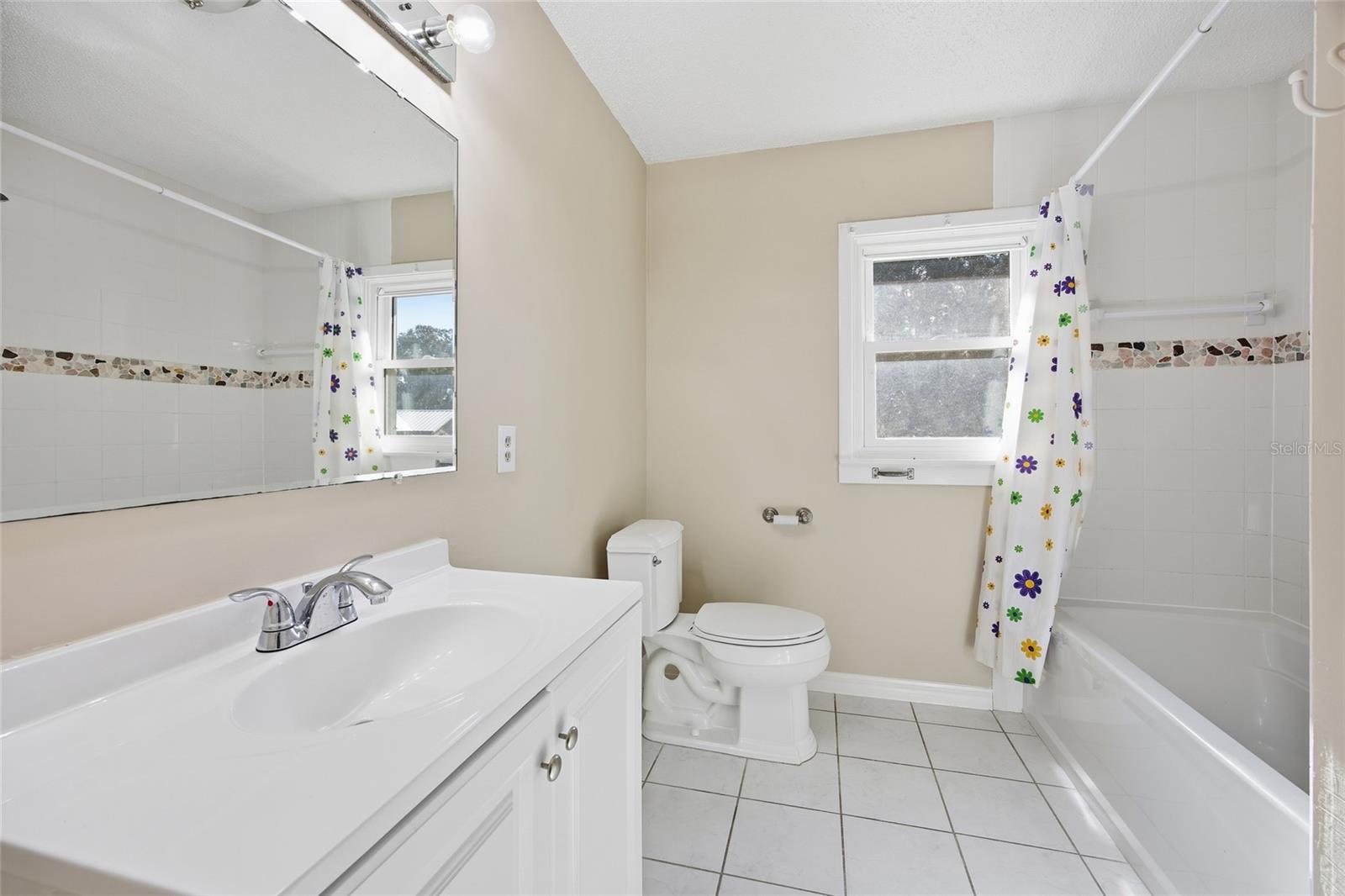 Image 24 of 39 For 5434 County Road 122n