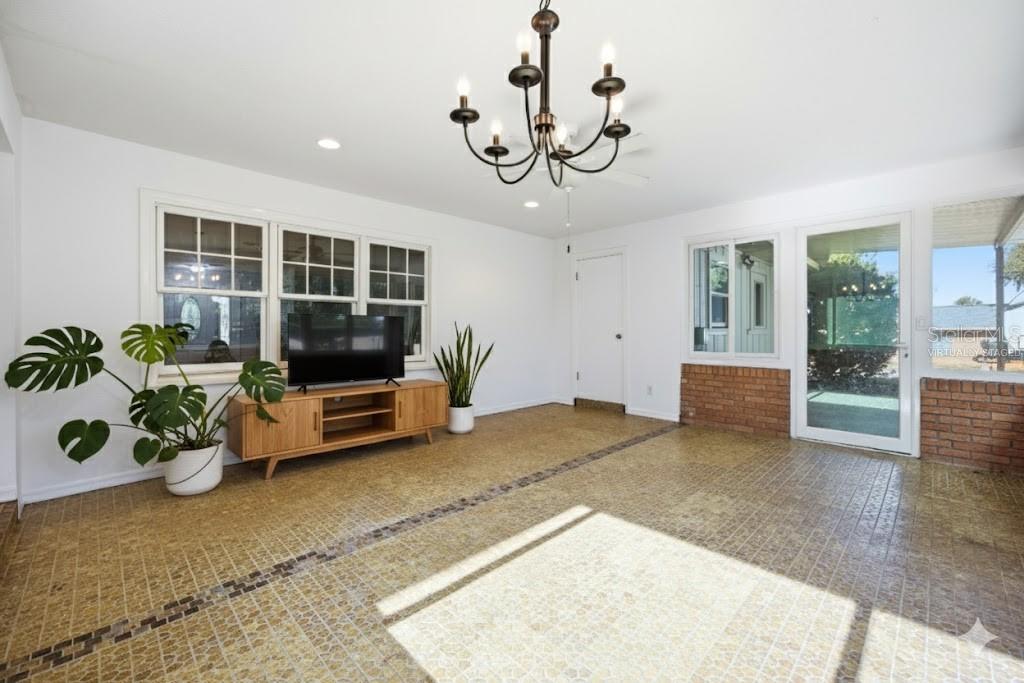 Image 29 of 39 For 5434 County Road 122n