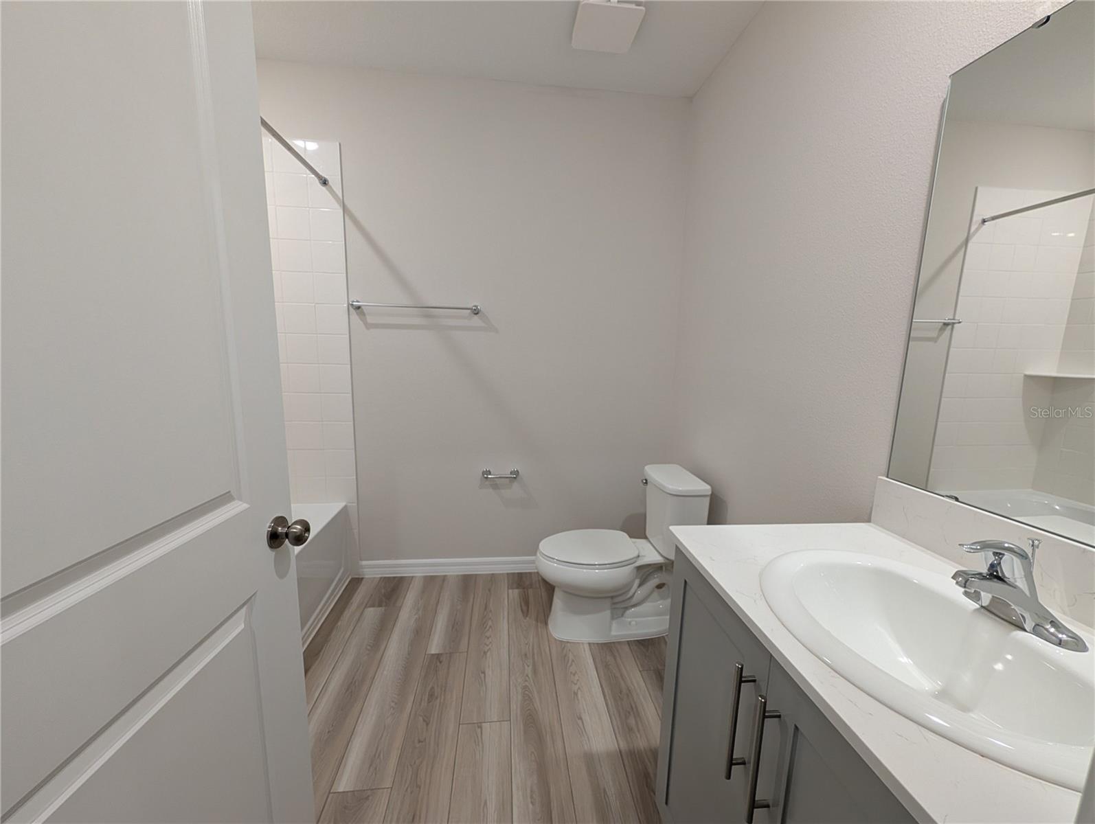 Image 8 of 27 For 36928 Sagemoor Drive