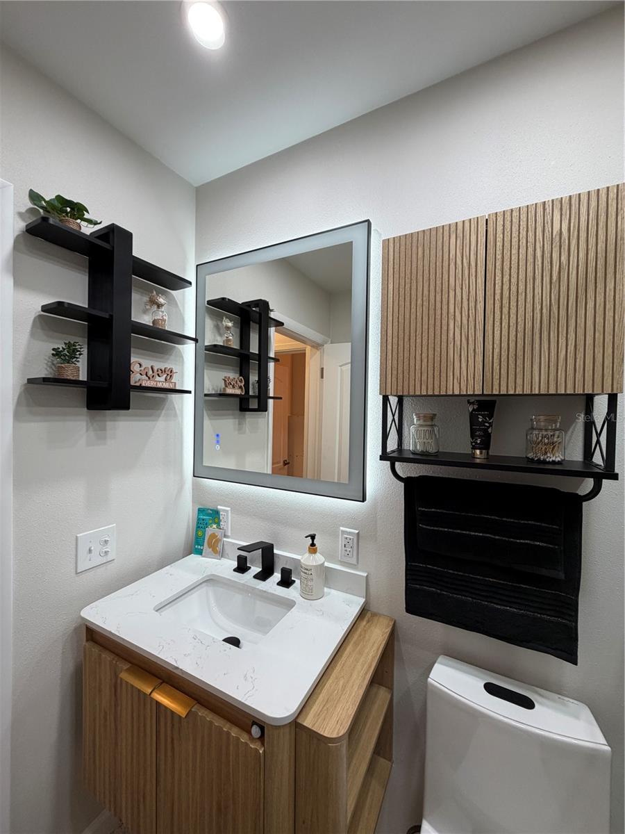 Image 18 of 65 For 87 Oakwood Drive